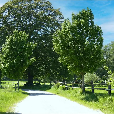 Ole Fh Ole Kleines Gartenappartement Апартаменты